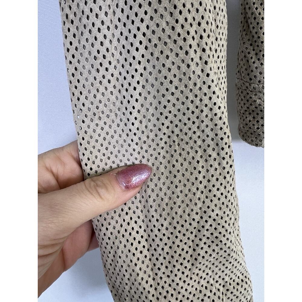 Vintage Womyn 100% Leather Cutout Jacket Perforated Women's‎ Size Small - Picture 5 of 11